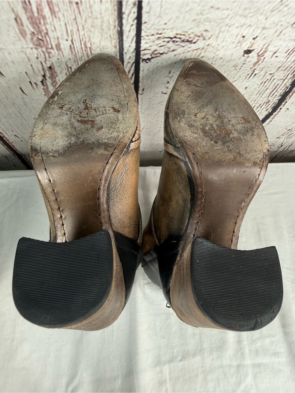 Freebird by Steven Joey Distressed Leather Buckle Block Heel Ankle Booties Boots - Picture 13 of 16